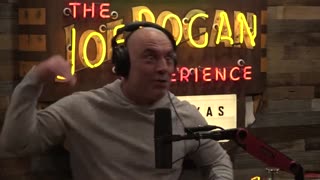 Joe Rogan Talks About Stelter's Strangeness and the Fall of CNN+