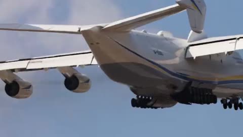 Antonov An-225 Mriya _ 10 AWESOME TAKEOFFS AND LANDINGS OF THE BIGGEST AIRCRAFT ever existed