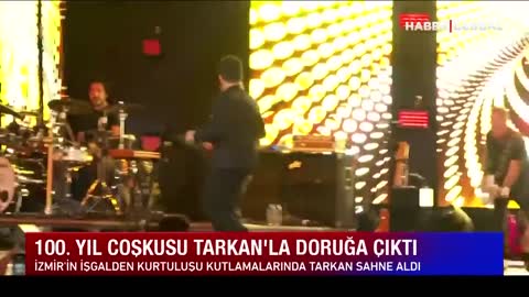 Konser Sırasında Tarkan'ı Şoke Eden Olay Yaşandı!