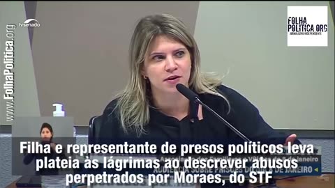 Filha e representante de presos políticos leva plateia às lágrimas ao descrever abusos perpetrados..