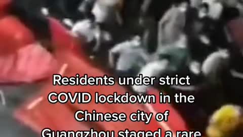 Chinese Residents PushBack Against Zero COVIDRules in Rare Protest