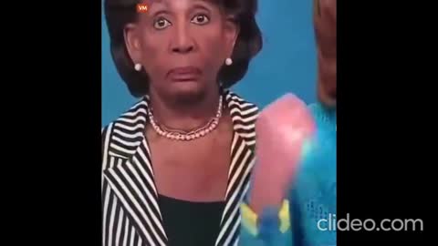 LOOKS LIKE THE MAXINE WATERS CLONE / ROBOTOID / ROBOT WHATEVER IT IS, IS GLITCHING !