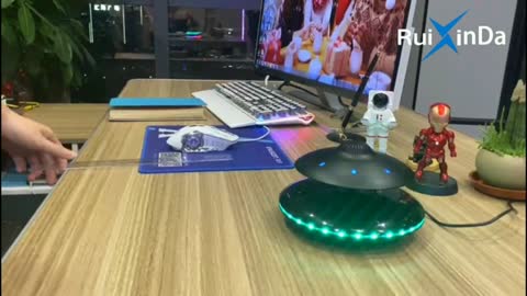 Magnetic Levitating Bluetooth Speaker, RUIXINDA Levitating UFO Speakers with LED Lights Base