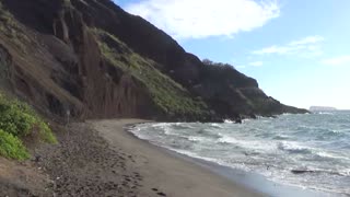 Makena, HI — One'uli Black Sand Beach