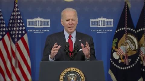 LOL: Biden Reads the Part He's NOT Supposed to Read Out Loud