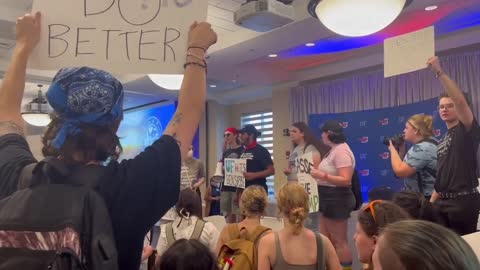 Presidential finalist Senator Ben Sasse greeted with protests at University of Florida