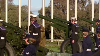 Australia holds 96-gun salute to honor Queen