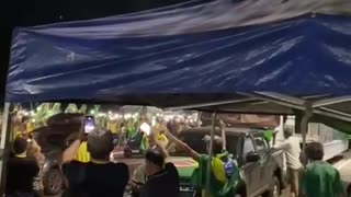 All night protests. Brazil stay with BOLSONARO