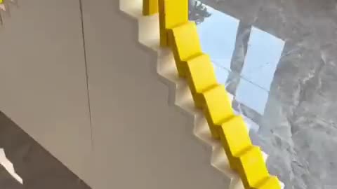 AWESOME DOMINO TOPPLING