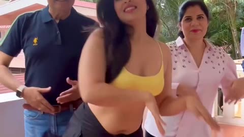 Hot sexy babes dancing