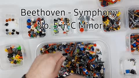 Sorting Lego Minifigure Accessories with Beethoven and Dvorak. Pt: 1/2