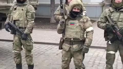 乌克兰民众叫俄军回家