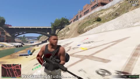Bank robery and police escape in GTA 5