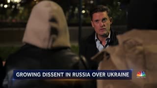 Russians Increasingly Divided Over Ukraine Conflict