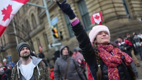 Police begin to make arrests at Ottawa protest