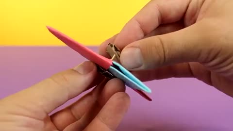 How To Make A Paper Fidget S pinner WITHOUT BEARINGS // Comment faire un papier Fidget Spinner