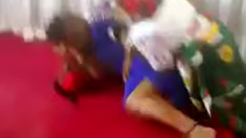PASTOR WIFE FIGHT IN CHURCH WITH MEMBER