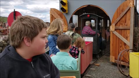 Central Washington Ag Museum: Kiddie Train Ride