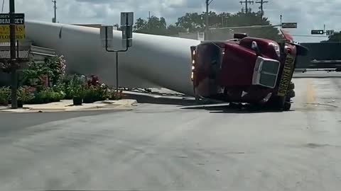 Lá vem o trem sai da frente