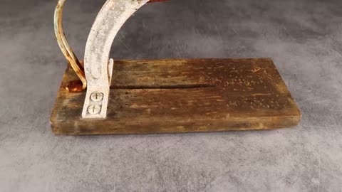 Extremely Rusty and Destroyed Guillotine restoration