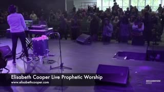 Golden Grace Prophetic Worship- Elisabeth Cooper