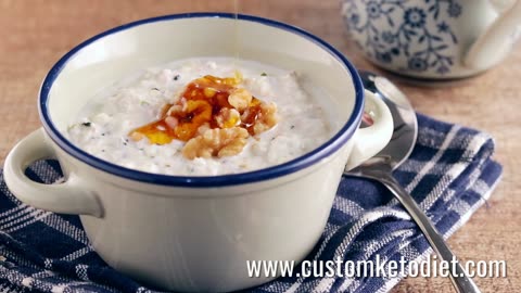 "Morning Elegance: Indulge in Maple & Walnut Hemp Heart Porridge Bliss! 🍁🌰✨"