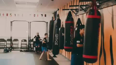 Taekwondo Self Defense & Kickboxing Class