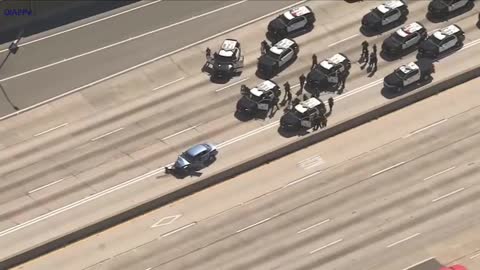 LAPD Police Chase, Crash And Standoff... Suspect Has A Shotgun... K9