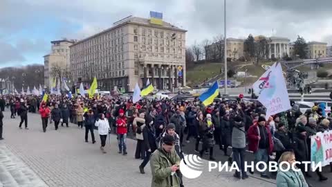 Ukraine vaccination mandate rally sweeps capital