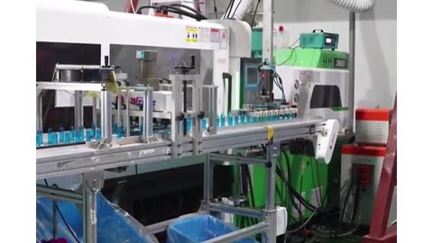 Quality The production of plastic bottles Manufacturer |