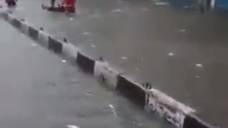 Heavy Rainfall Causes floods in Chennai, India