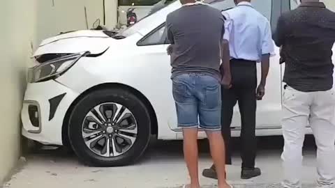 Vehicle Got accident on delivery 2021