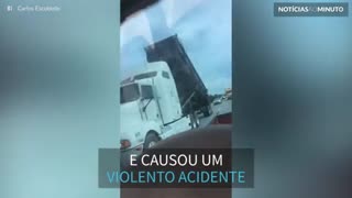 Motorista de caminhão desatento causa acidente impressionante