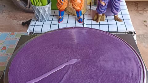 😱 Savor the Sensation: Thai Purple Crêpe with a Masterful Base! 😍
