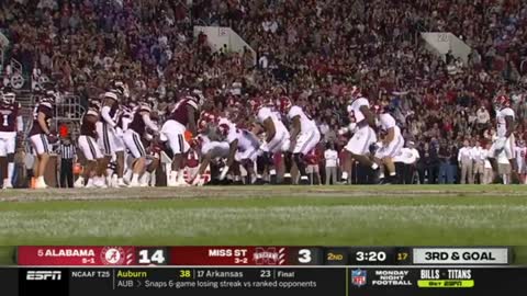 Saban calls timeout on 3rd and short to change to a power run