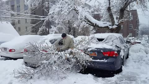 Salt Lake City pounded by damaging winter storm