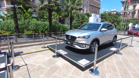 MG torna in Italia a forma di SUV (plug in): si chiama EHS