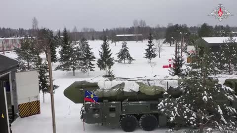 Mobile Yars missile regiment is put on combat duty in Tver region