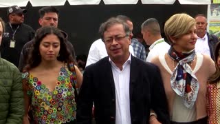 Colombian presidential candidates cast votes