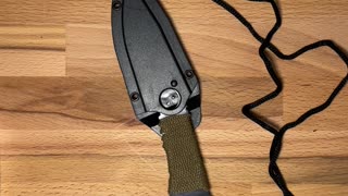 Corded Neck Knife from Master USA