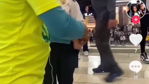 Man Wearing “Jesus Saves” Shirt Kicked Out of Mall of America in MN