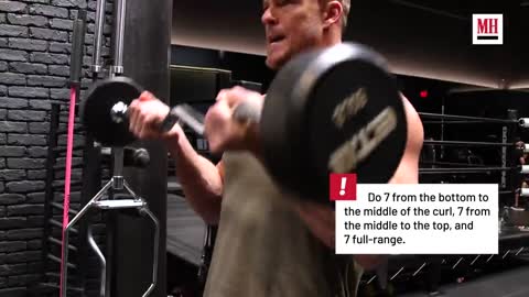 Reacher's Alan Ritchson's Workout to Build 30lbs of Action-Hero Muscle