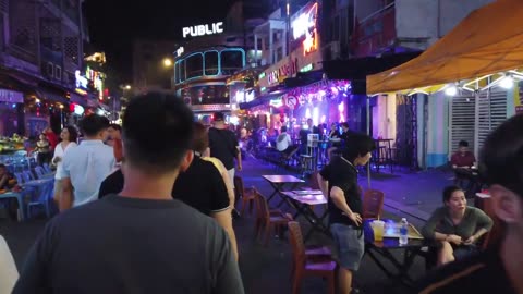 street walking saigon vietnam girl | nightlife in vietnam