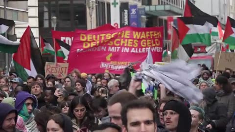 German cops clash with anti-Israel arms supply protestors