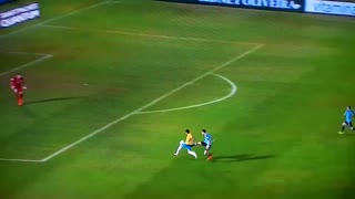 Golazo de Neymar vs Uruguay