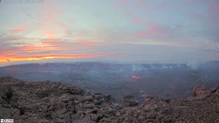 World's largest active volcano, Hawaii's Mauna Loa erupts