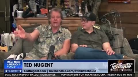 💥👀 VIDEO SHORT: What Did Ted Nugent Just Say to Kyle Rittenhouse? 😳