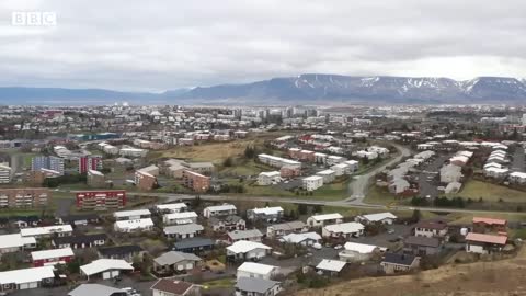 Iceland police arrest four for alleged terror plot attack - BBC News