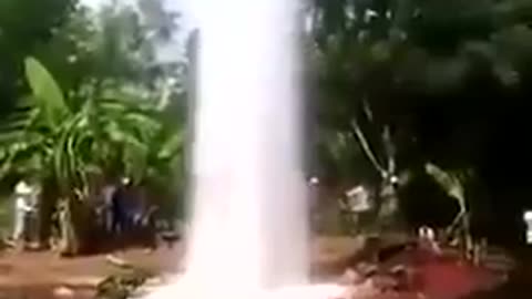 Waterfall that emanates from the open sky and not from rocks