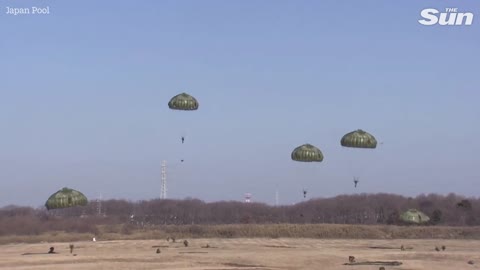 Airborne troops from Japan, US, Britain and Australia hold joint military drills